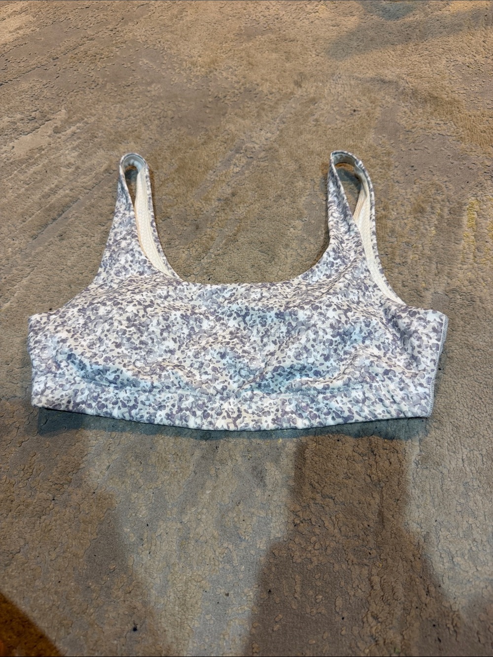 Vuori Lilac Floral Scoop Sports
Bra with Pads size M EUC